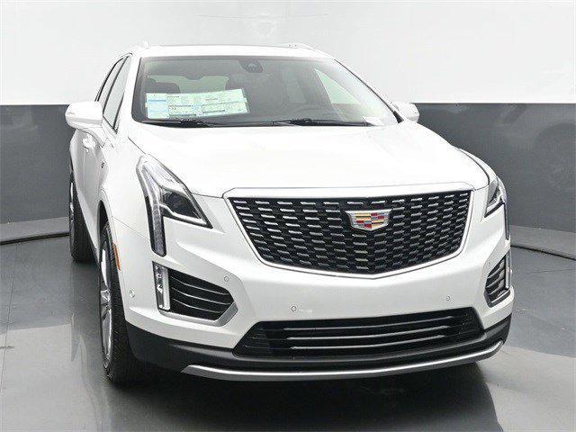 new 2025 Cadillac XT5 car, priced at $59,215