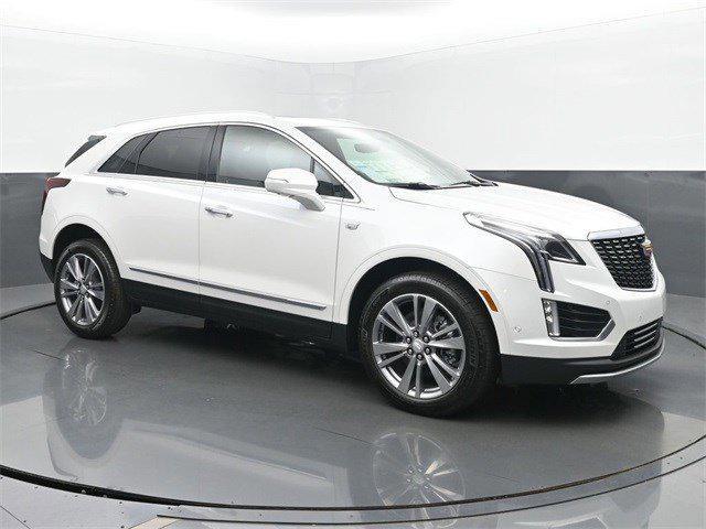new 2025 Cadillac XT5 car, priced at $59,215