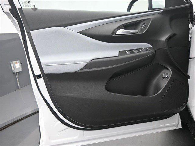 new 2025 Buick Envista car, priced at $27,530