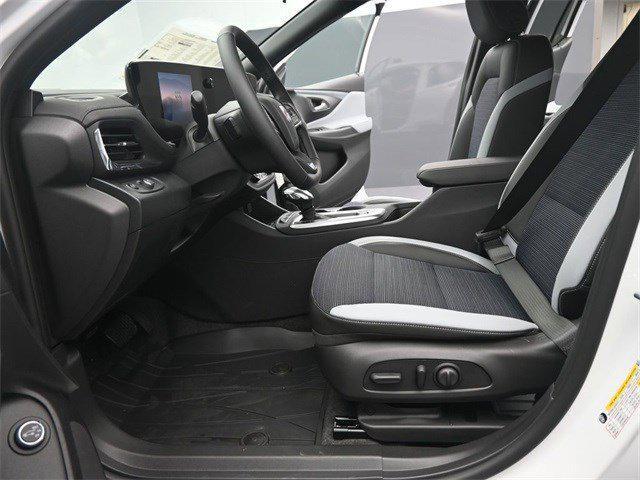 new 2025 Buick Envista car, priced at $27,530
