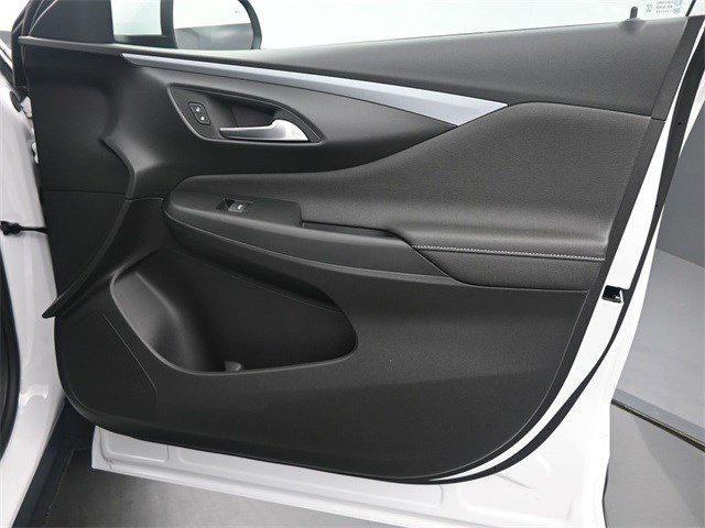 new 2025 Buick Envista car, priced at $27,530