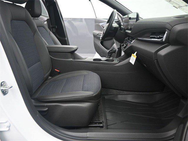 new 2025 Buick Envista car, priced at $27,530