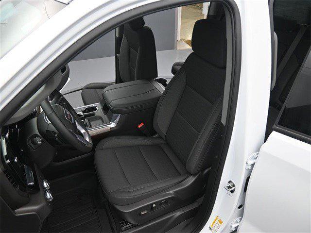 new 2025 GMC Sierra 1500 car, priced at $65,105