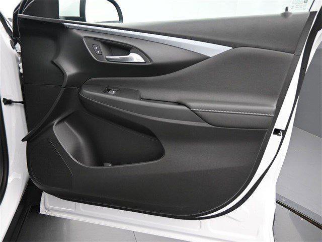 new 2025 Buick Envista car, priced at $27,210
