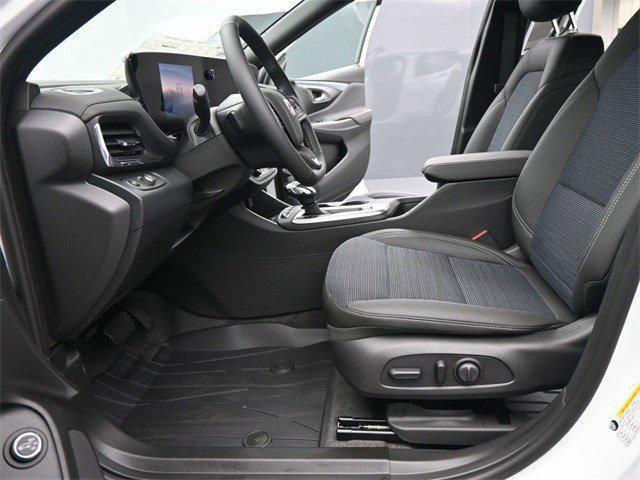 new 2025 Buick Envista car, priced at $27,210