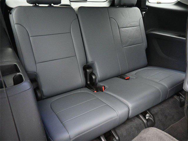 used 2020 Chevrolet Traverse car, priced at $23,412