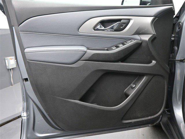 used 2020 Chevrolet Traverse car, priced at $23,412
