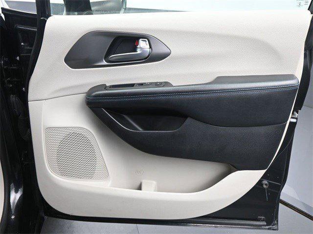 used 2021 Chrysler Pacifica car, priced at $16,997