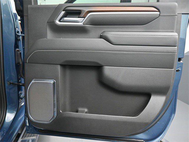 new 2025 GMC Sierra 2500 car, priced at $90,130