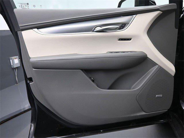 used 2022 Cadillac XT5 car, priced at $28,999