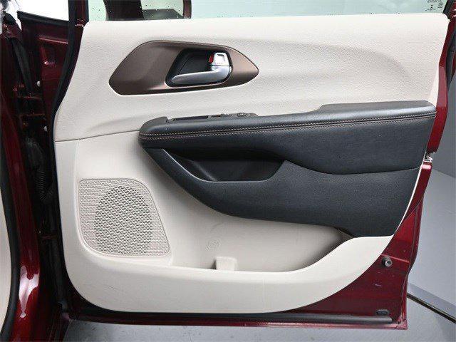 used 2017 Chrysler Pacifica car, priced at $14,649