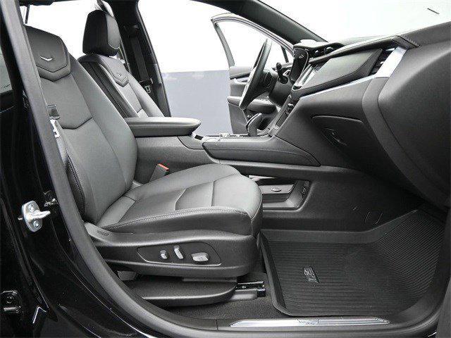 new 2025 Cadillac XT5 car, priced at $65,830
