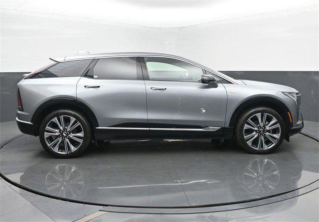 new 2025 Cadillac OPTIQ car, priced at $58,609