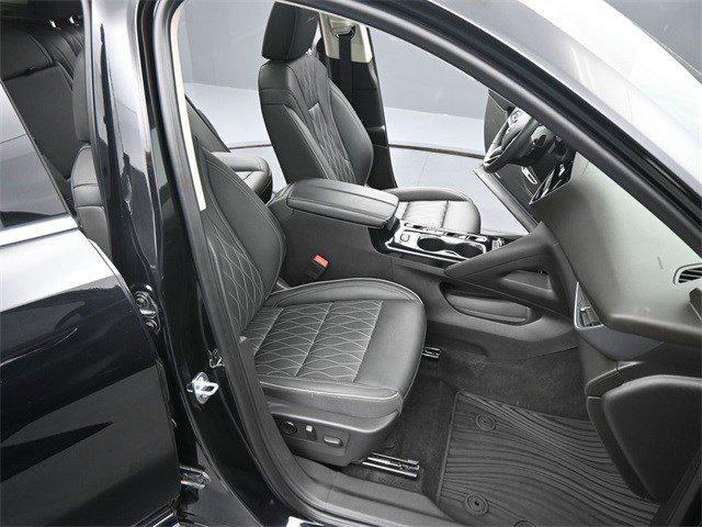 used 2022 Buick Envision car, priced at $29,876