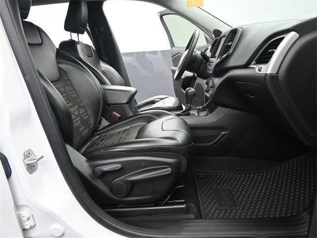 used 2022 Jeep Cherokee car, priced at $22,499