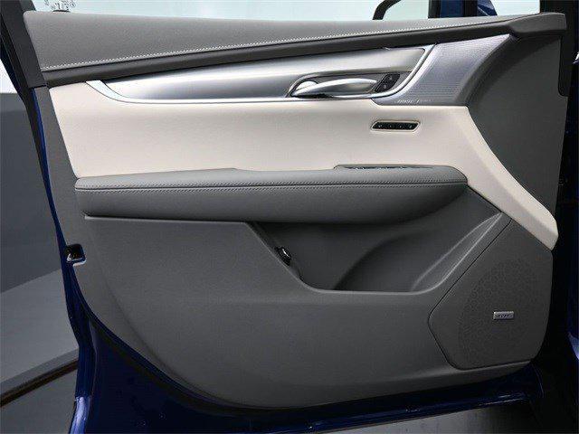 new 2025 Cadillac XT5 car, priced at $60,915