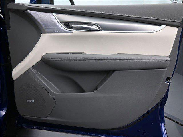 new 2025 Cadillac XT5 car, priced at $60,915