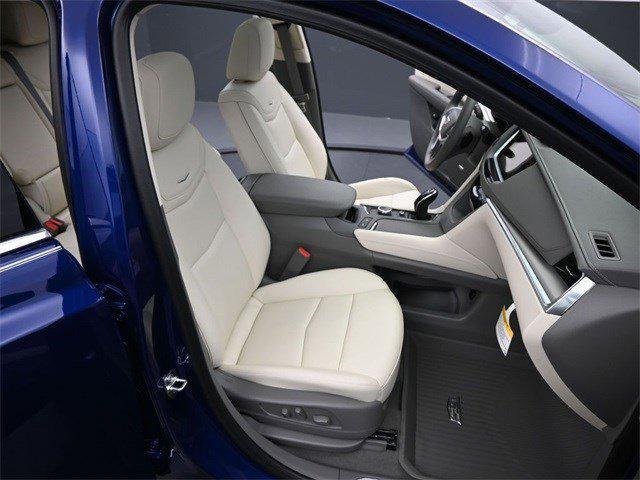 new 2025 Cadillac XT5 car, priced at $60,915