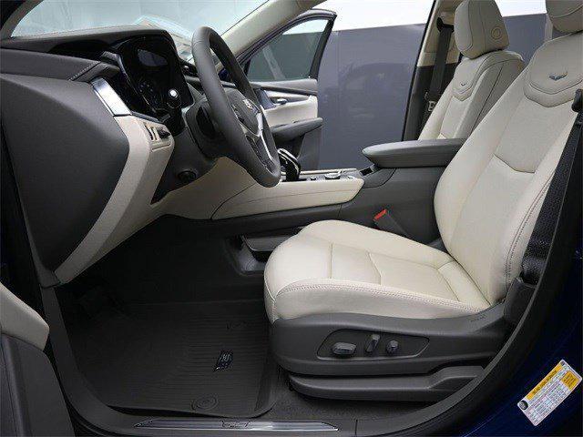 new 2025 Cadillac XT5 car, priced at $60,915