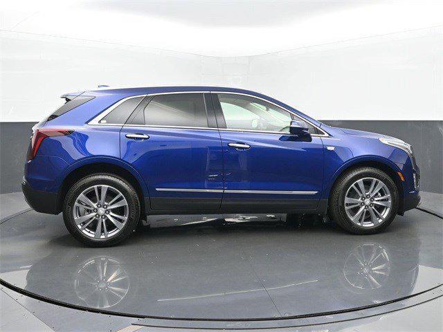 new 2025 Cadillac XT5 car, priced at $60,915