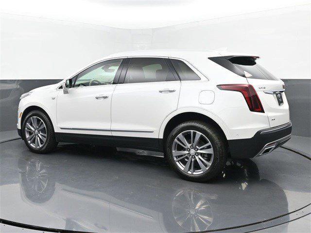 new 2025 Cadillac XT5 car, priced at $60,185