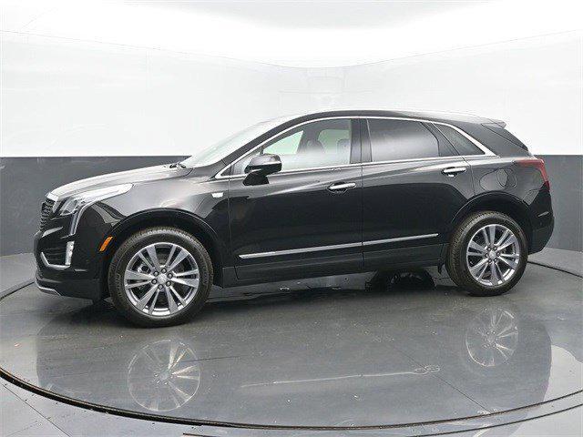 new 2025 Cadillac XT5 car, priced at $58,615