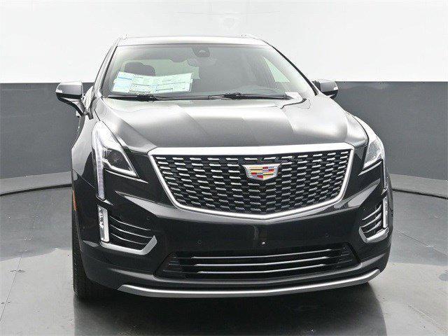 new 2025 Cadillac XT5 car, priced at $58,615