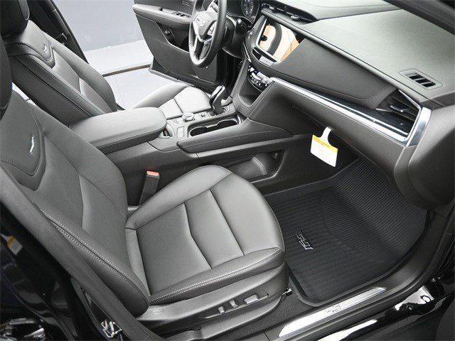 new 2025 Cadillac XT5 car, priced at $58,615
