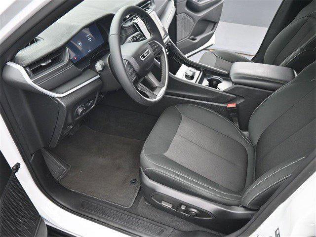 used 2024 Jeep Grand Cherokee car, priced at $28,469
