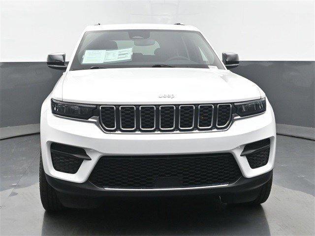 used 2024 Jeep Grand Cherokee car, priced at $28,469