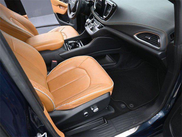 used 2022 Chrysler Pacifica car, priced at $37,555