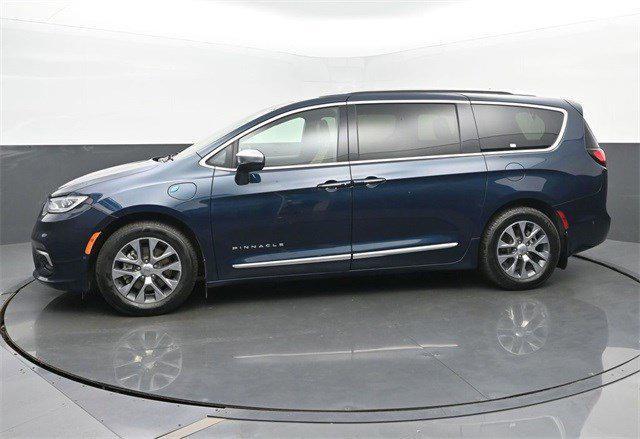 used 2022 Chrysler Pacifica car, priced at $37,555