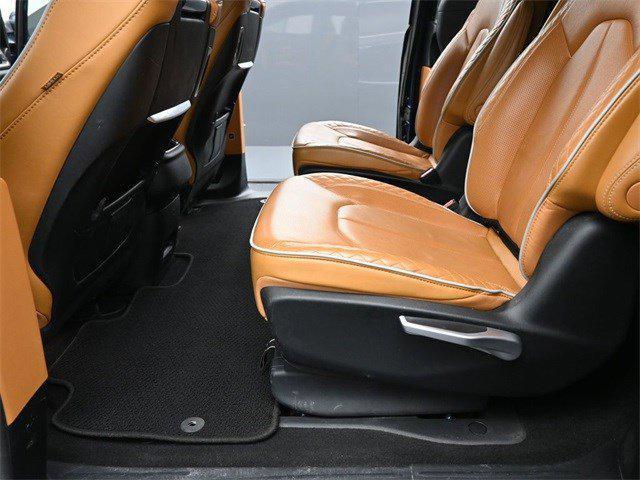 used 2022 Chrysler Pacifica car, priced at $37,555