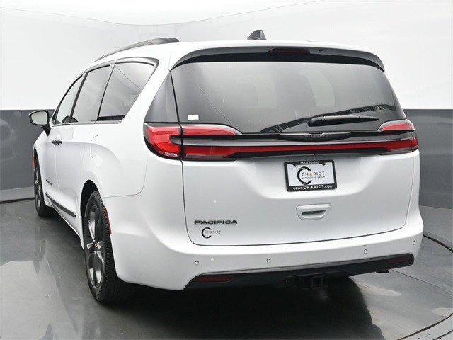 used 2024 Chrysler Pacifica car, priced at $38,399