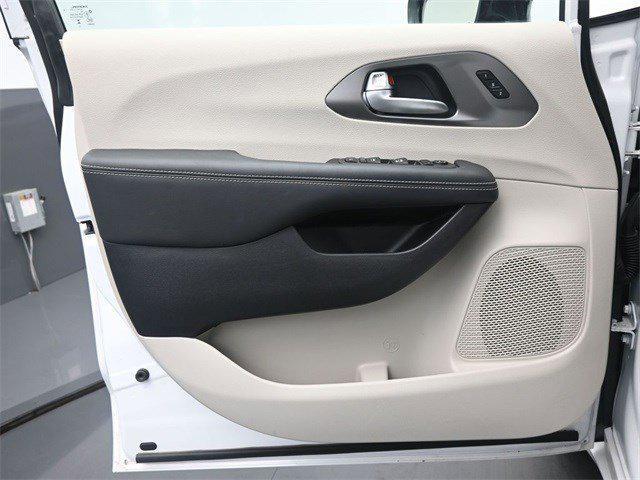 used 2024 Chrysler Pacifica car, priced at $38,399