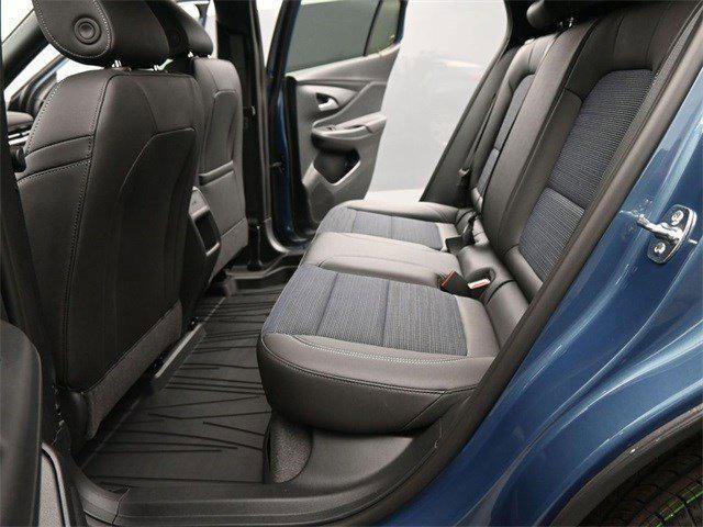 new 2025 Buick Envista car, priced at $28,300