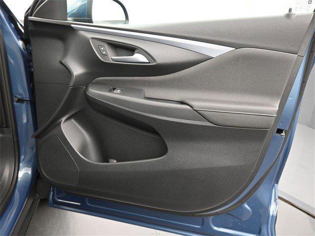 new 2025 Buick Envista car, priced at $28,300
