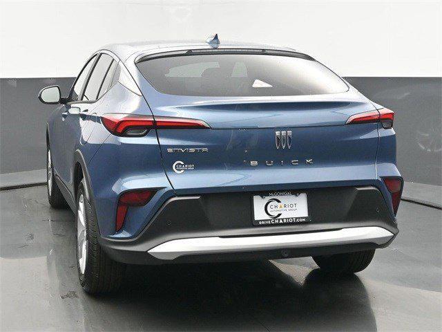 new 2025 Buick Envista car, priced at $28,300