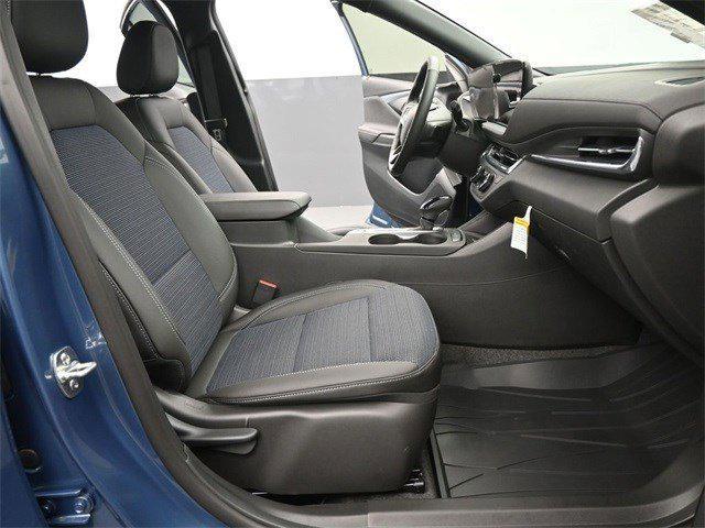 new 2025 Buick Envista car, priced at $28,300