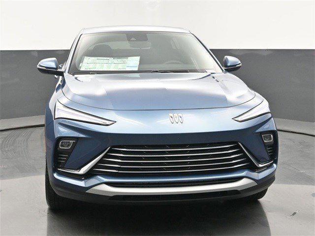 new 2025 Buick Envista car, priced at $28,300