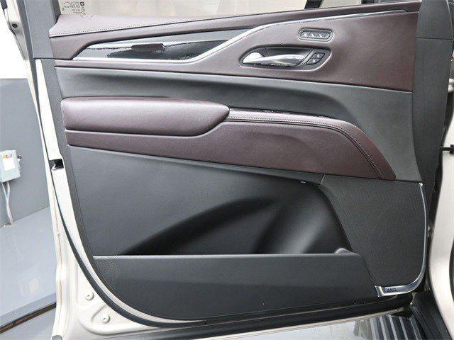 used 2021 Cadillac Escalade ESV car, priced at $62,999