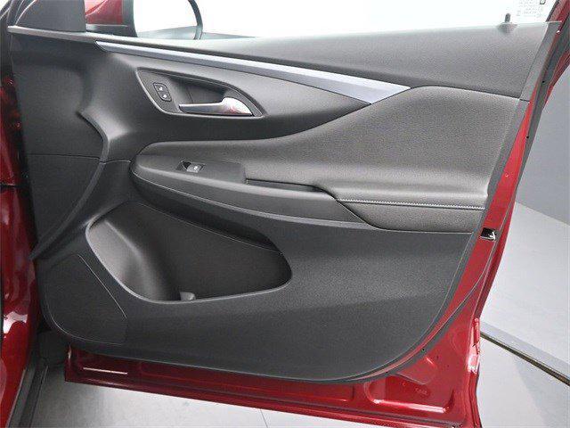 new 2025 Buick Envista car, priced at $27,430