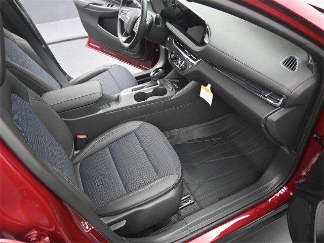 new 2025 Buick Envista car, priced at $27,430