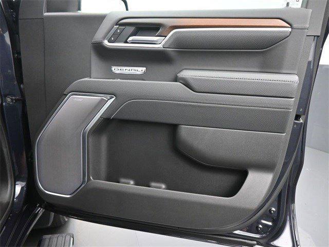 new 2025 GMC Sierra 1500 car, priced at $78,665