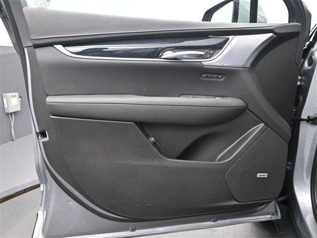 new 2025 Cadillac XT5 car, priced at $54,385