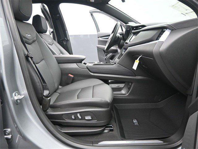 new 2025 Cadillac XT5 car, priced at $54,385