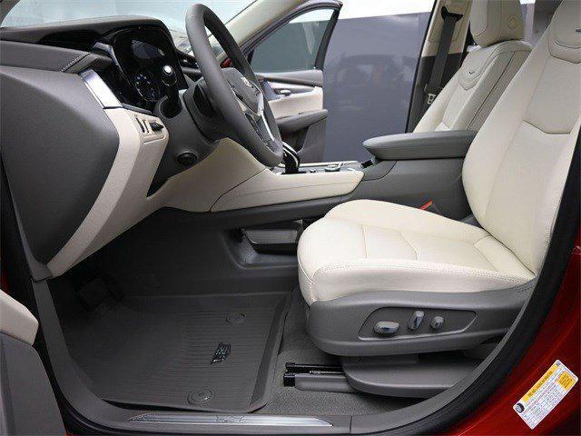 new 2025 Cadillac XT5 car, priced at $61,515