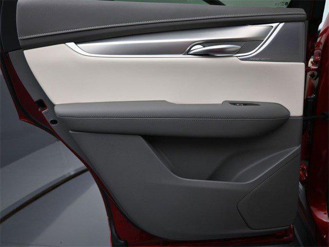 new 2025 Cadillac XT5 car, priced at $61,515