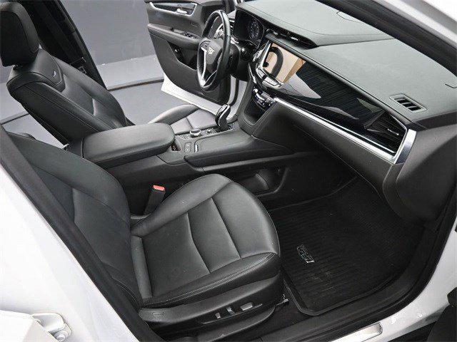 used 2022 Cadillac XT6 car, priced at $36,999