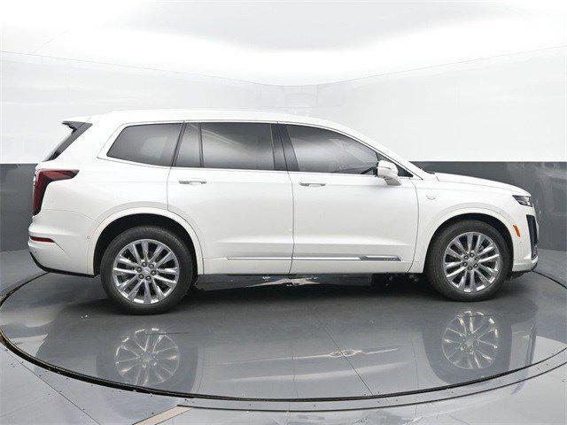 used 2022 Cadillac XT6 car, priced at $36,999